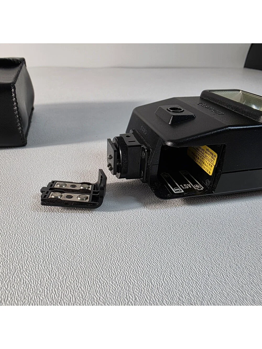 Canon Speedlite 155A Shoe Mount Strobe Flash for Film Camera Hot Shoe w/ Case